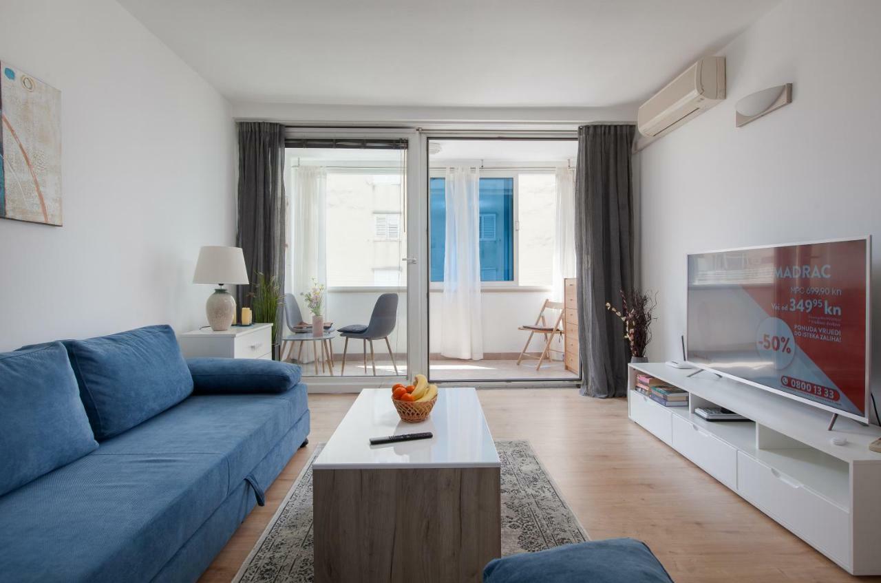 Apartment Gabriella Makarska Bagian luar foto