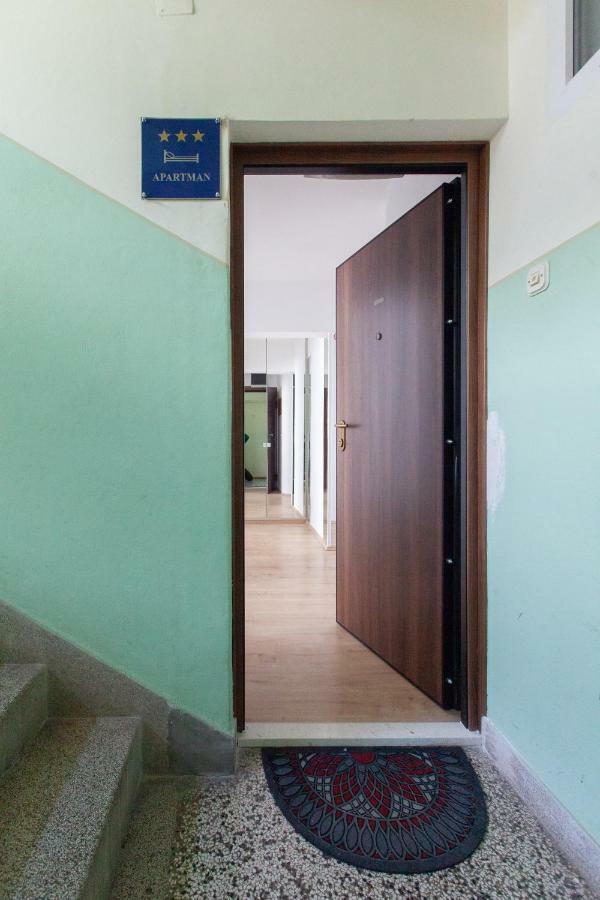Apartment Gabriella Makarska Bagian luar foto