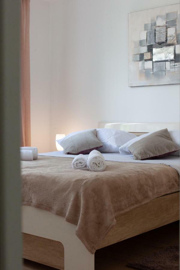 Apartment Gabriella Makarska Bagian luar foto